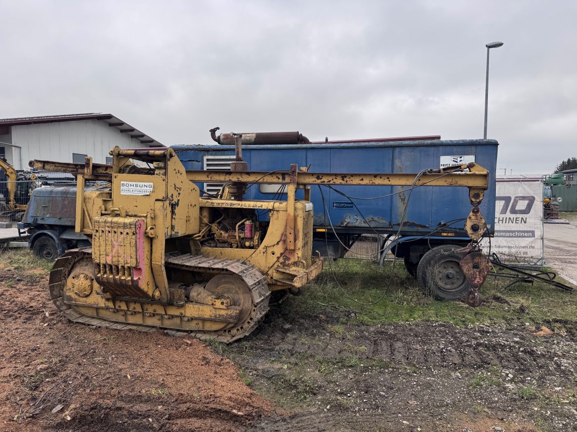 CAT D 4 B Pipelayer